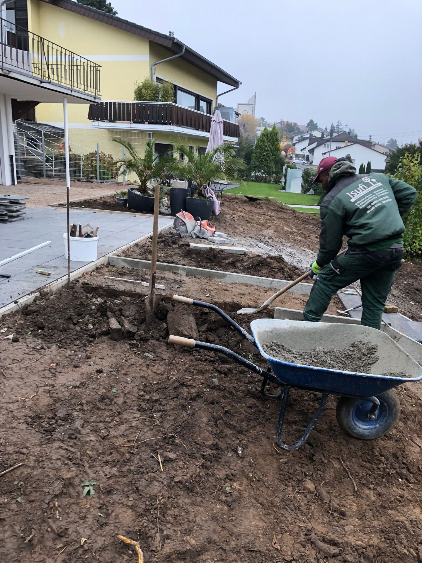 Erdarbeiten an der Terrasse